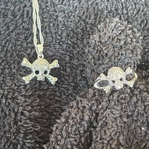 Disneyland Pirates of the Caribbean Vintage Marcasite necklace & ring! 🎃🖤🧡